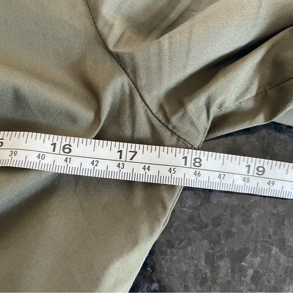 Venus army green button down collared midi Dress size 6 - Picture 8 of 12